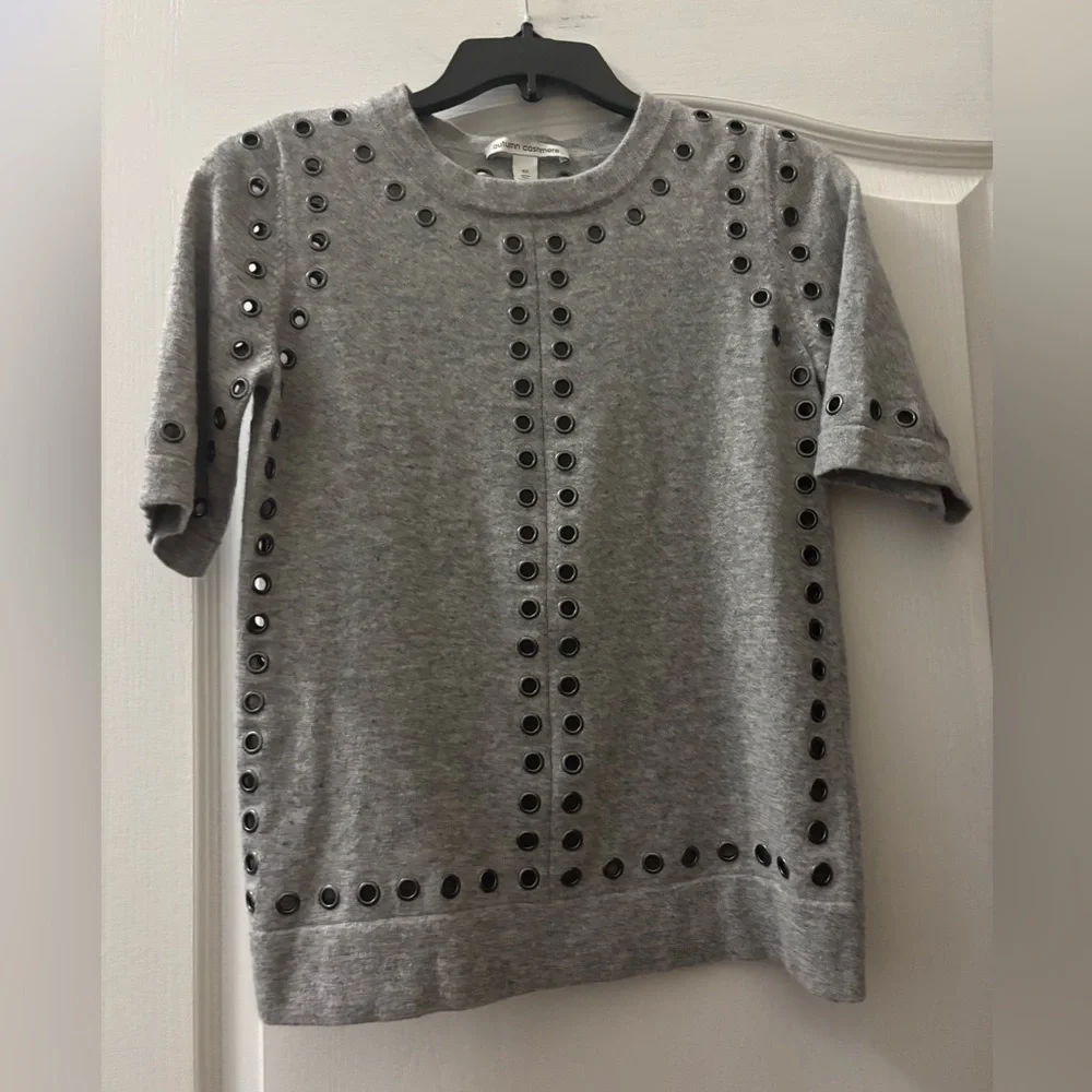 Gray Cashmere Sweater - Picture 1 of 6